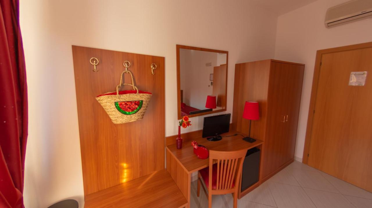 Hotel Solaria رودي غارغانيكو المظهر الخارجي الصورة