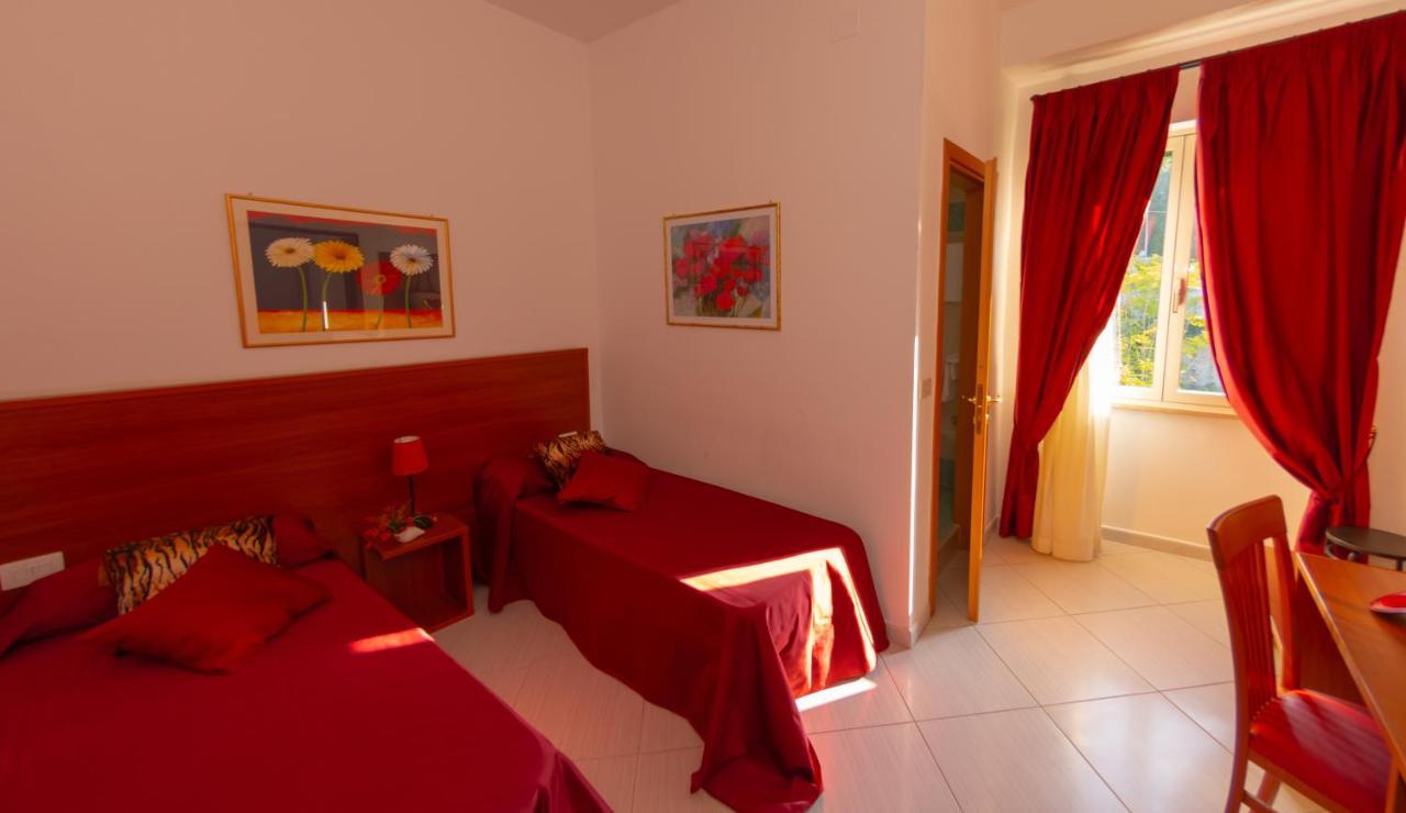 Hotel Solaria رودي غارغانيكو المظهر الخارجي الصورة